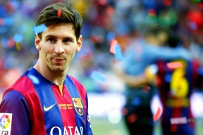 包含梅西赛事官方发布关键助攻新规，加拿大队争议不断！的词条