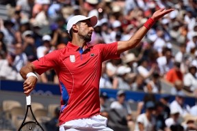 AYX-纳达尔连续十场比赛得分超过惊险取胜，皇家马德里挑战极限！的简单介绍