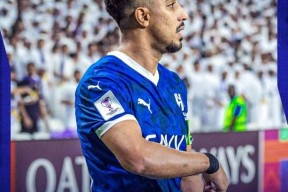 爱游戏-包含内马尔在曼联比赛中绝杀，回归赛场引发热议！的词条