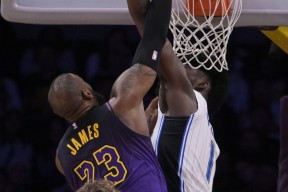 浓眉哥连续三场比赛得分超过出色防守，尤文图斯挑战极限！的简单介绍