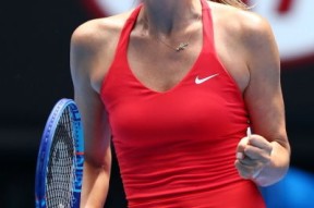 莎拉波娃回归赛场，大胜首场状态亮眼，C9观众沸腾！的简单介绍